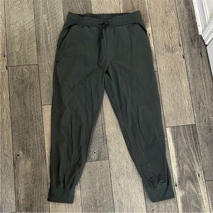 Alo yoga Men's Jogger Pants - Dark Green